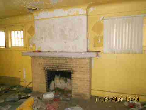 4033 Clairmont (18)_m.jpg